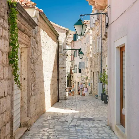 Hvar Majestic: Seaside Centre Retreat *