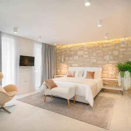 Villa Hvar Majestic: Seaside Centre Retreat *