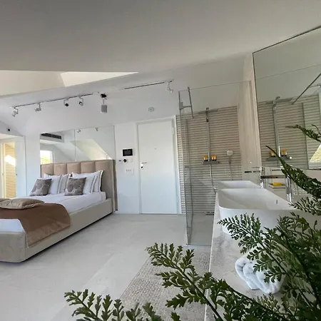 Beautiful Hvar 4 Bedrooms Hvar Majestic Centre Location Wonderful Sea Views * Hvar Town