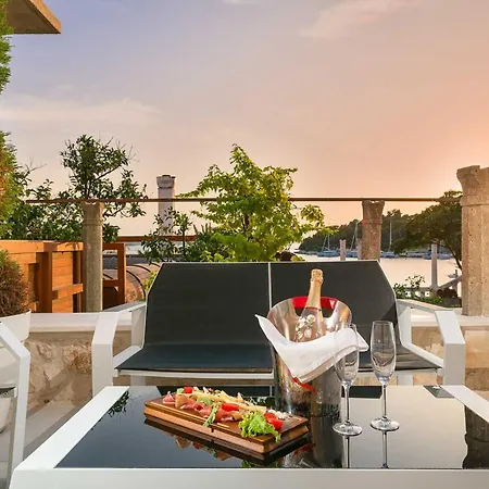 Beautiful Hvar 4 Bedrooms Hvar Majestic Centre Location Wonderful Sea Views 빌라 흐바르